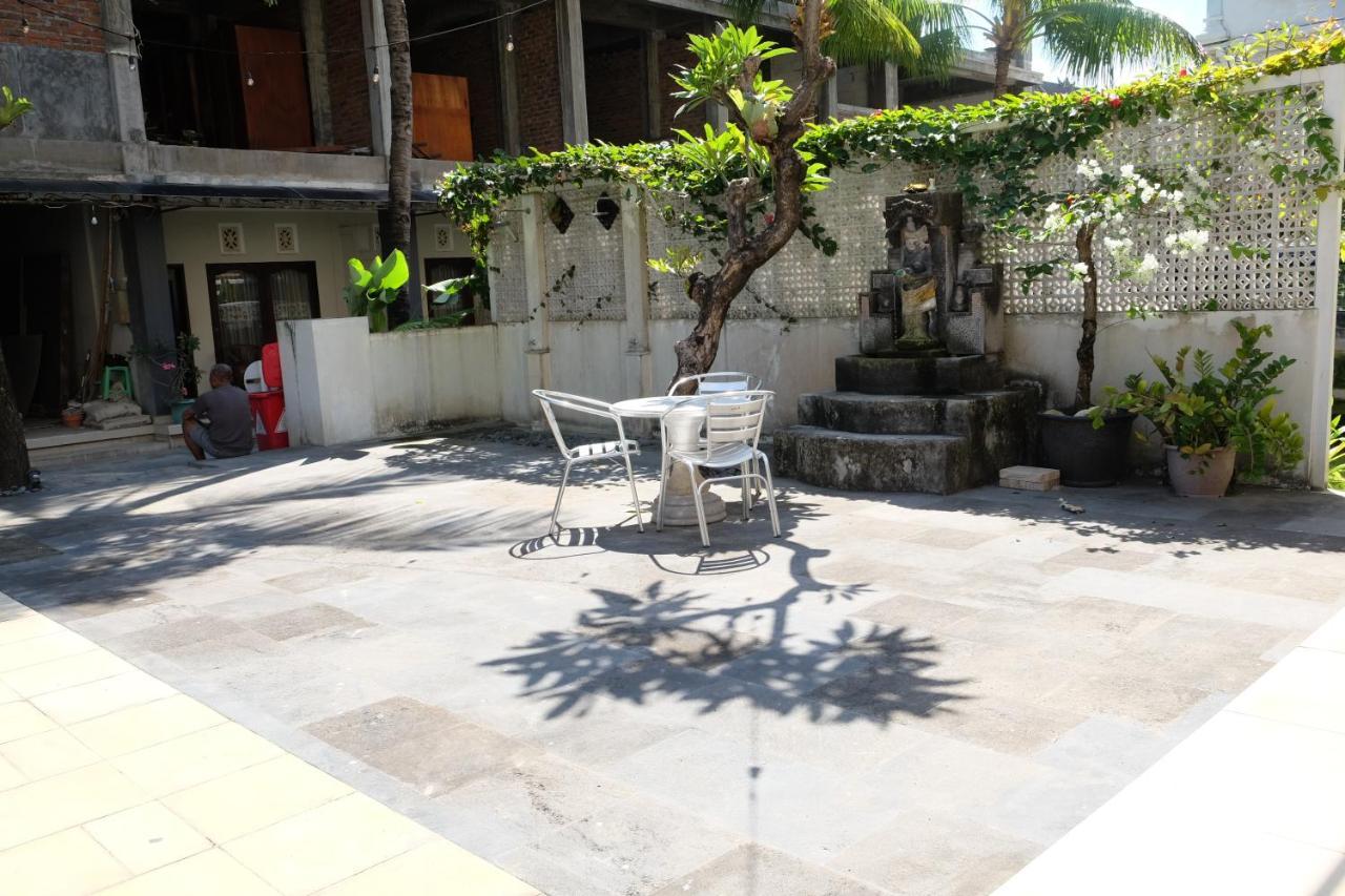 Palm Garden Kuta Hotel Kuta  Bagian luar foto