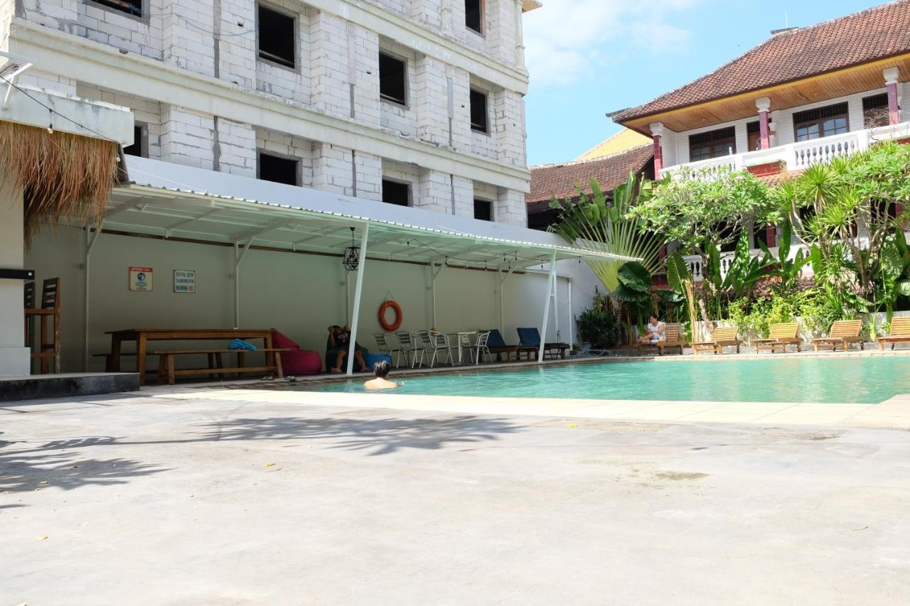 Palm Garden Kuta Hotel Kuta  Bagian luar foto